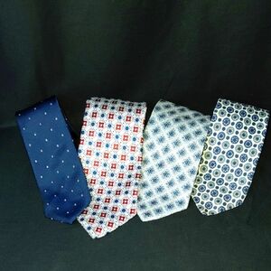 4 Vintage WEMBLEY Patterned Ties